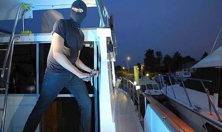 Thief On Boat