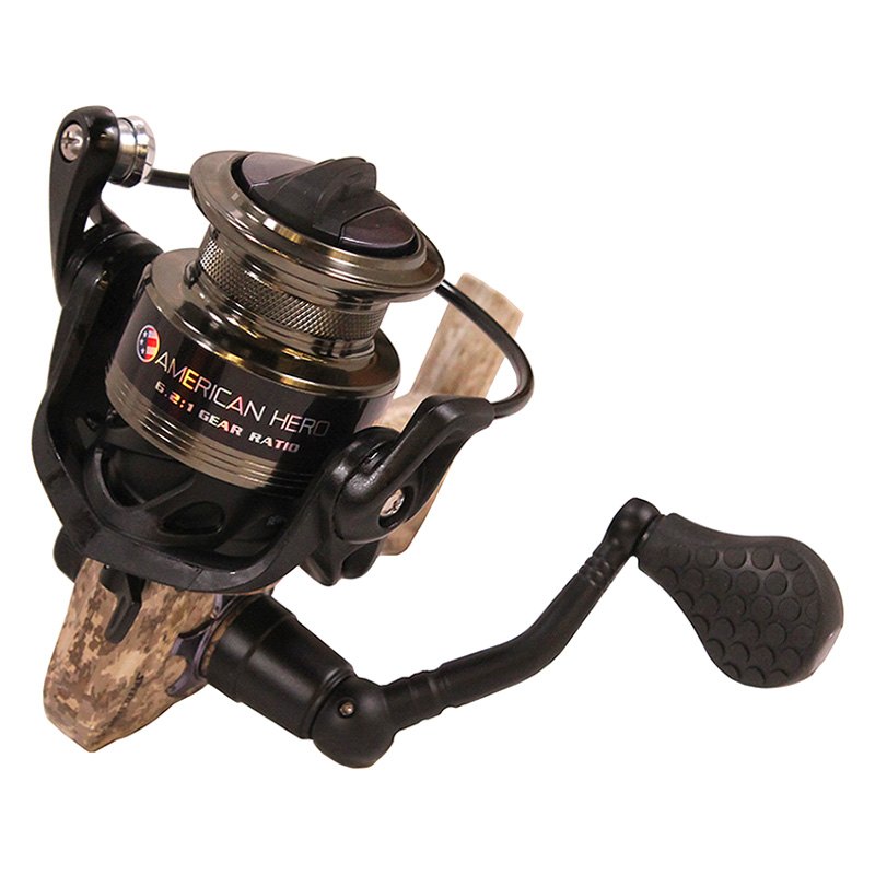 Lew's® AHC200 - American Hero™ 9 oz. 6.2:1 Right/Left Hand Camo Spinning  Reel 